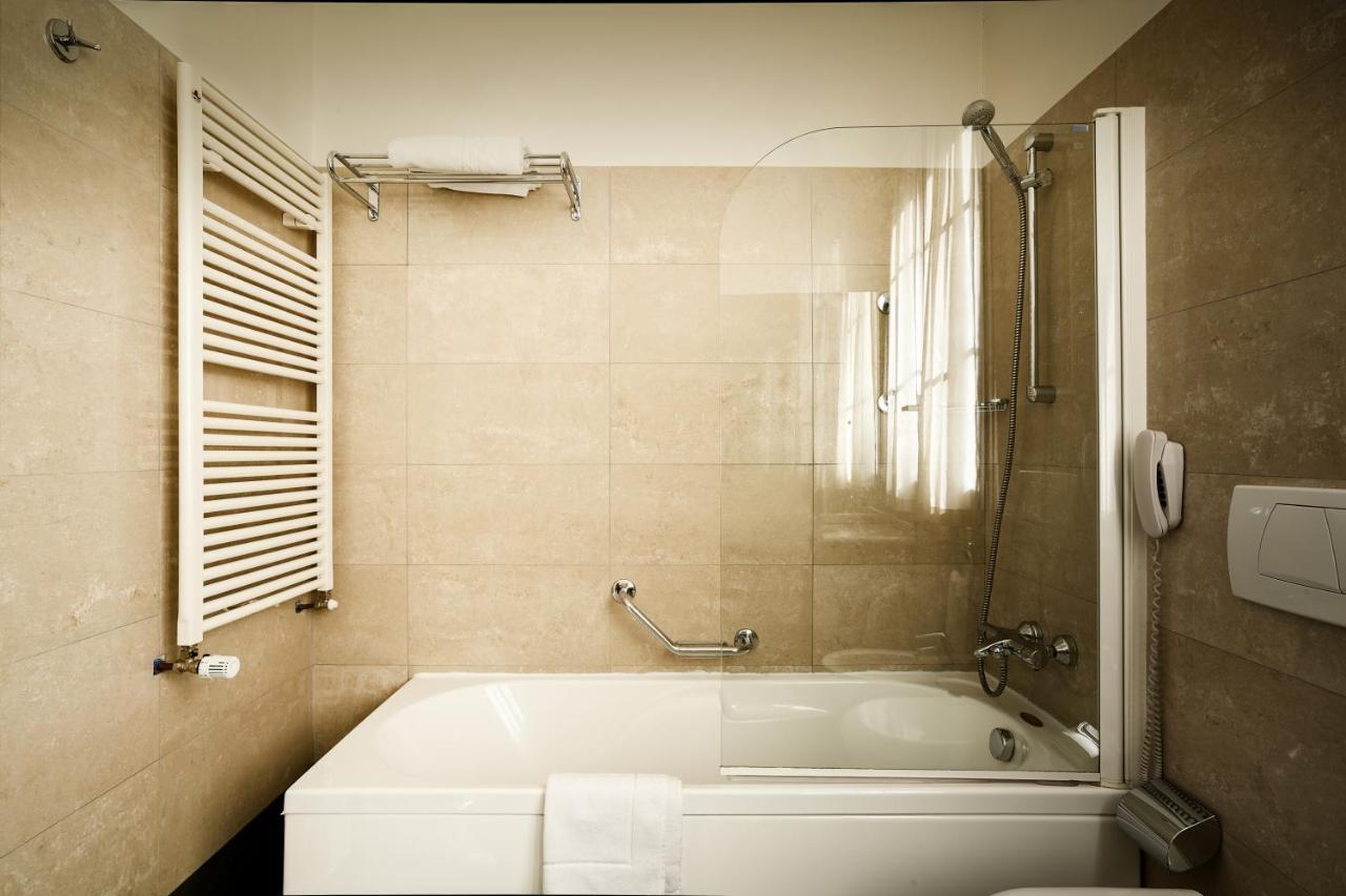 אוצאנו דל'אמיליה Meditur Hotel Bologna מראה חיצוני תמונה