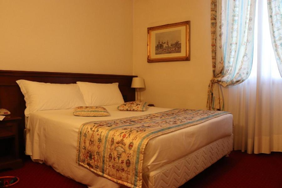 אוצאנו דל'אמיליה Meditur Hotel Bologna מראה חיצוני תמונה