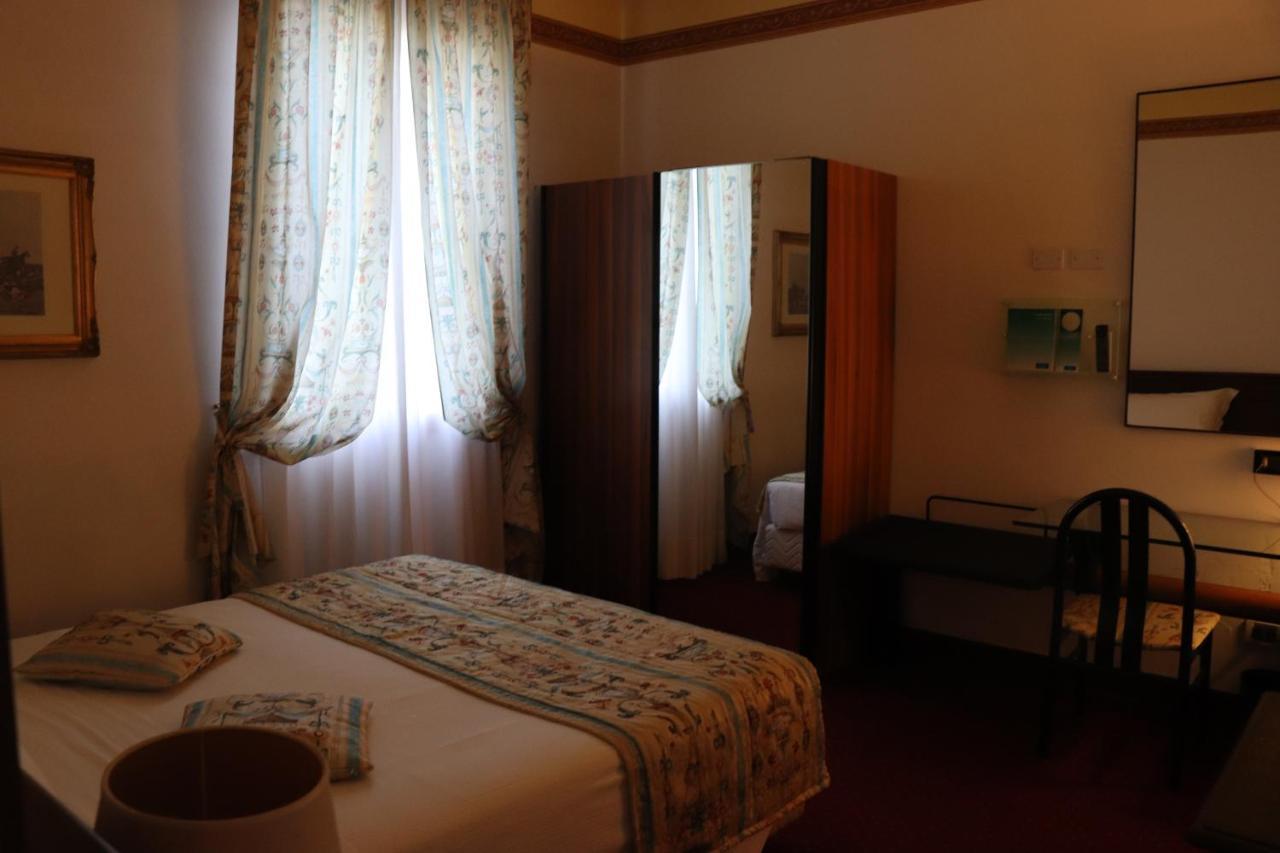 אוצאנו דל'אמיליה Meditur Hotel Bologna מראה חיצוני תמונה